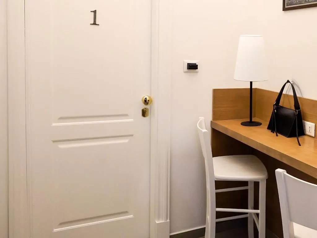 Guest house Relais Don Pedro De Toledo Hotel Naples Italy